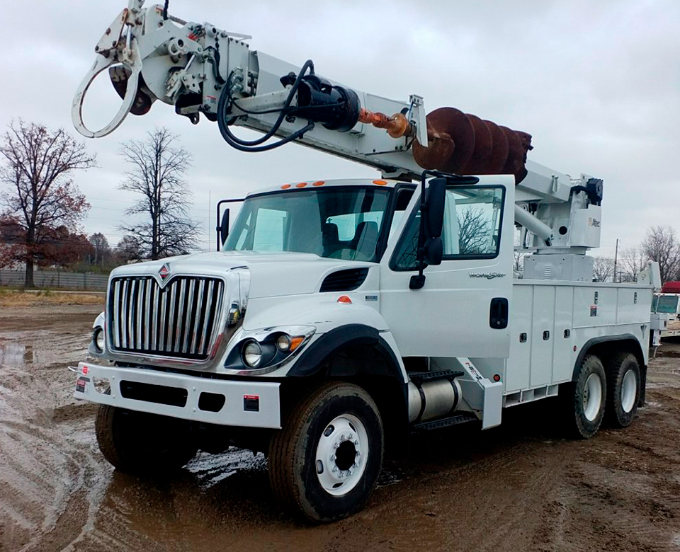 Digger Derrick de Terex Utilities